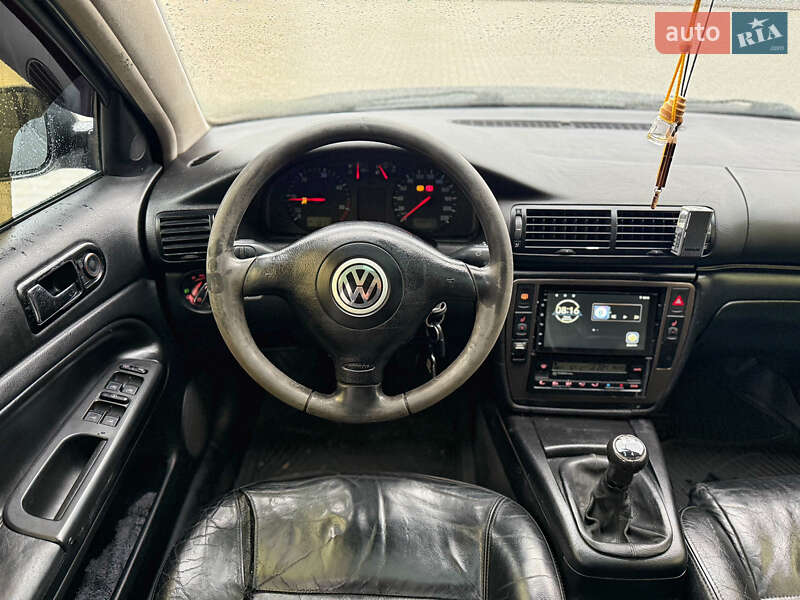Универсал Volkswagen Passat 1998 в Черновцах