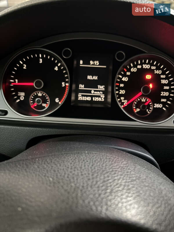 Универсал Volkswagen Passat 2011 в Львове фото 49 Универсал Volkswagen Passat 2011 в Львове