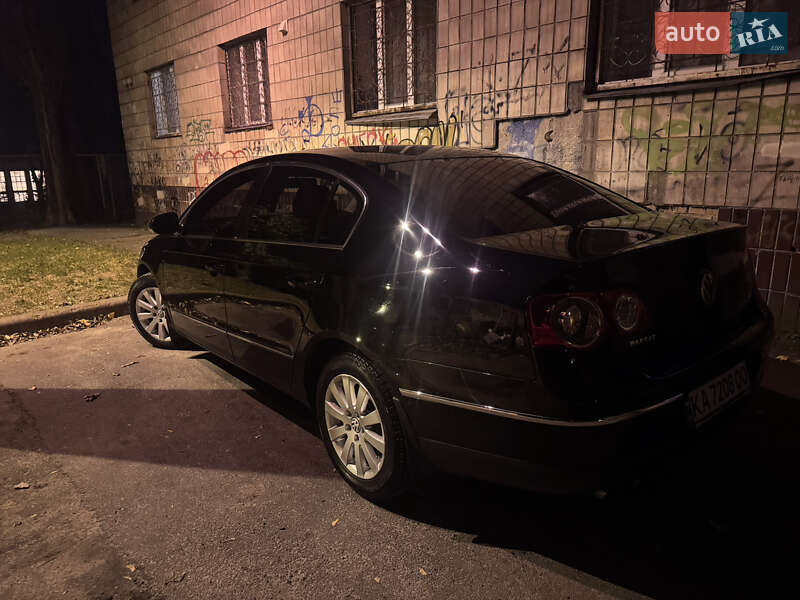 Седан Volkswagen Passat 2008 в Киеве