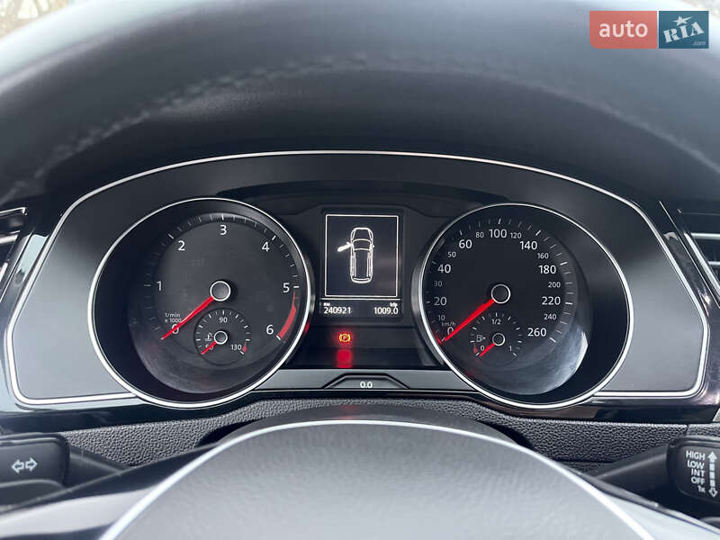 Универсал Volkswagen Passat 2016 в Чернигове фото 25 Универсал Volkswagen Passat 2016 в Чернигове