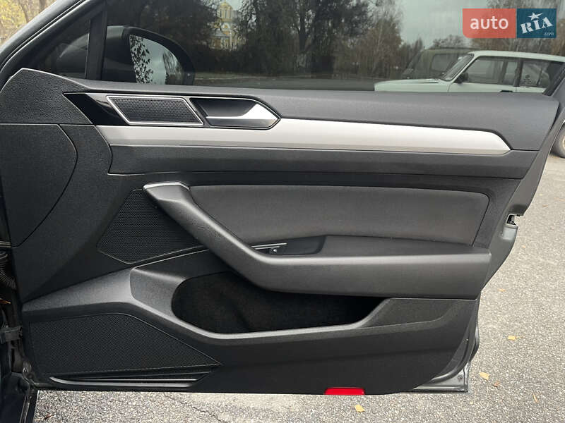 Универсал Volkswagen Passat 2016 в Чернигове фото 34 Универсал Volkswagen Passat 2016 в Чернигове