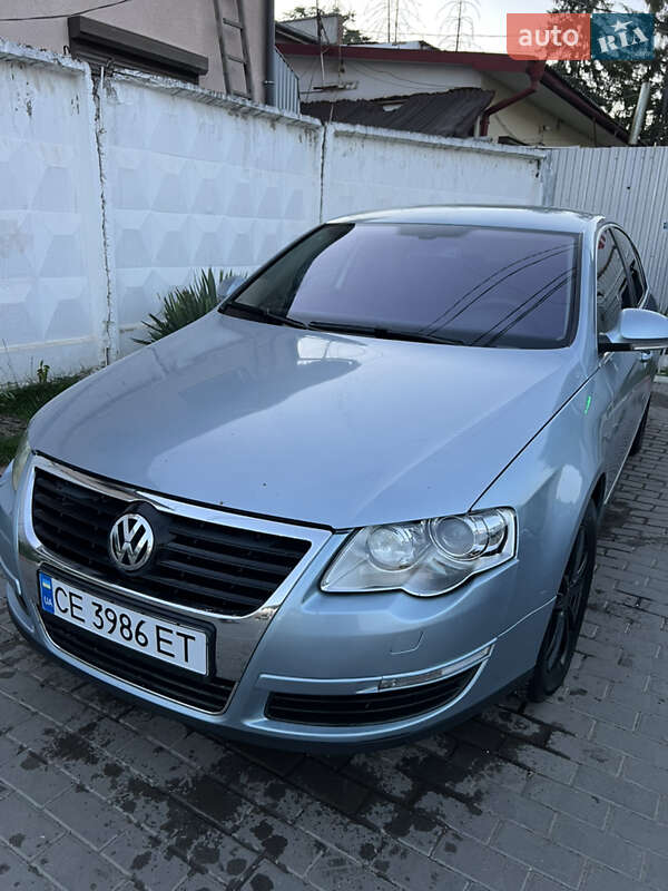 Седан Volkswagen Passat 2005 в Чернівцях