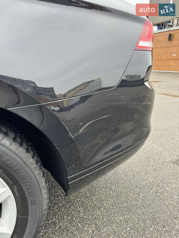 Седан Volkswagen Passat 2015 в Києві