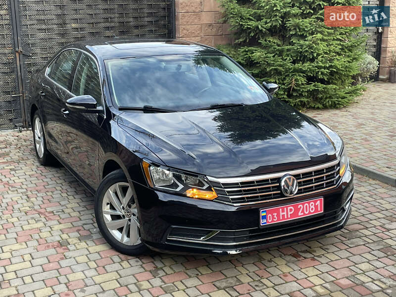 Седан Volkswagen Passat 2018 в Луцке