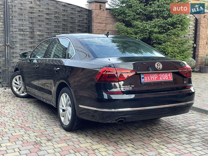 Седан Volkswagen Passat 2018 в Луцке