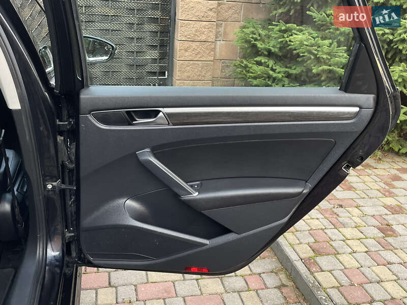 Седан Volkswagen Passat 2018 в Луцке
