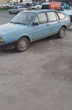 Хэтчбек Volkswagen Passat 1988 в Луцке