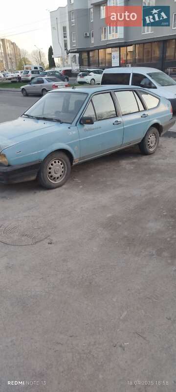 Хетчбек Volkswagen Passat 1988 в Луцьку
