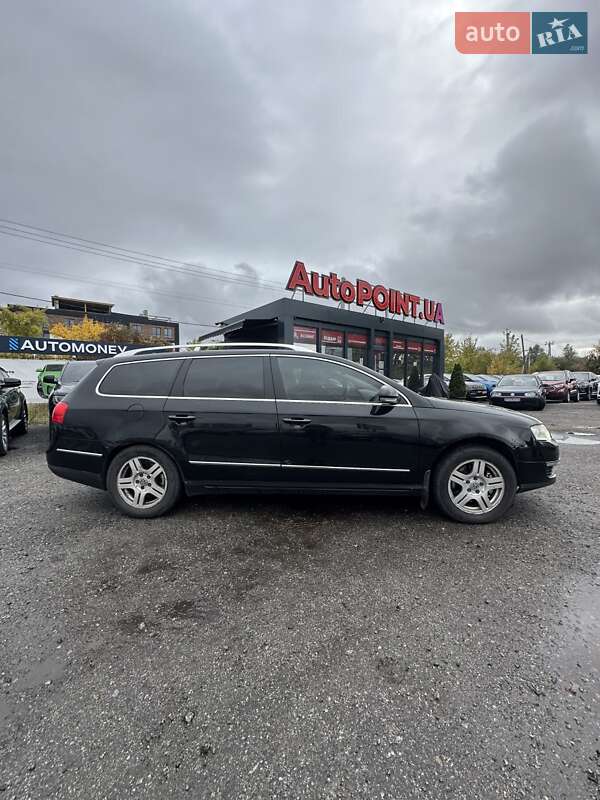 Универсал Volkswagen Passat 2009 в Белогородке