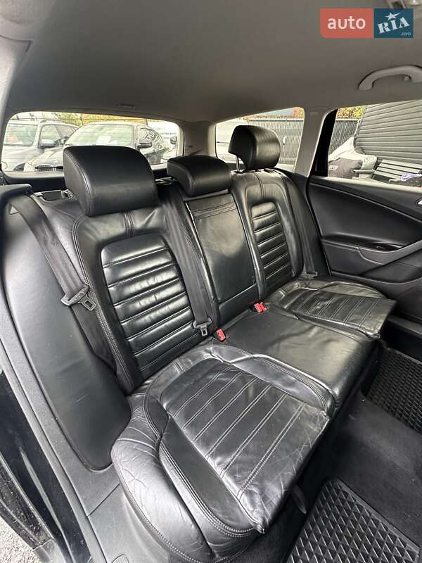 Универсал Volkswagen Passat 2009 в Белогородке