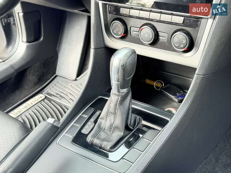 Седан Volkswagen Passat 2014 в Харькове фото 22 Седан Volkswagen Passat 2014 в Харькове