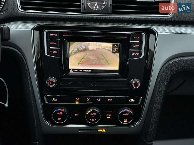 Седан Volkswagen Passat 2016 в Виннице