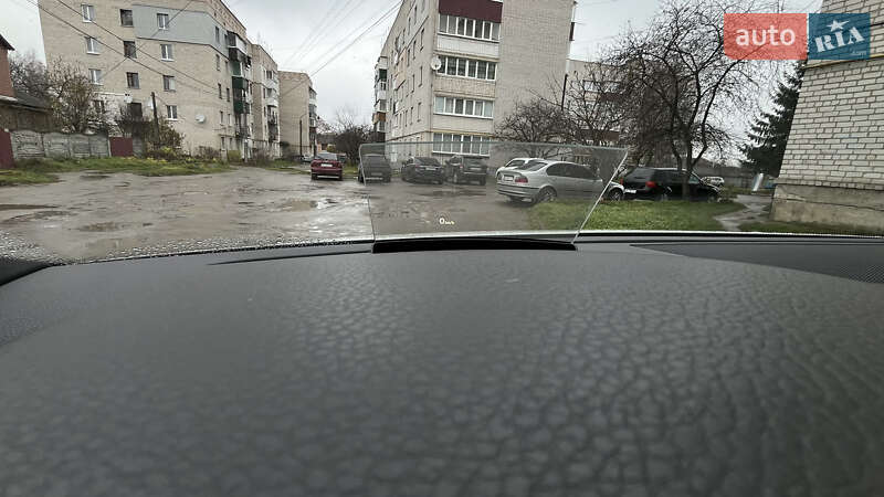 Универсал Volkswagen Passat 2019 в Шепетовке фото 11 Универсал Volkswagen Passat 2019 в Шепетовке