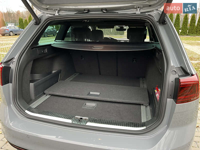 Универсал Volkswagen Passat 2019 в Харькове фото 18 Универсал Volkswagen Passat 2019 в Харькове