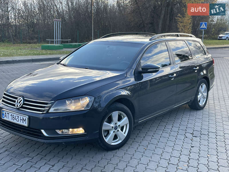Универсал Volkswagen Passat 2012 в Ивано-Франковске