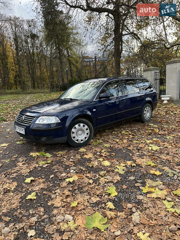Универсал Volkswagen Passat 2002 в Стрые