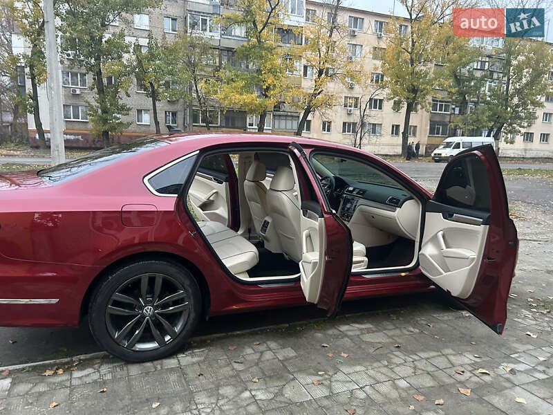 Седан Volkswagen Passat 2017 в Дніпрі