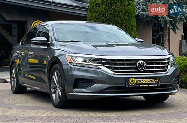 Седан Volkswagen Passat 2020 в Львові