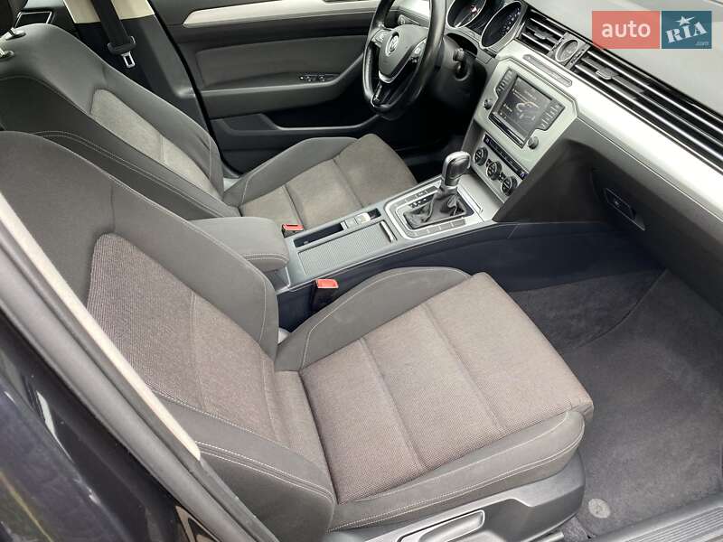 Универсал Volkswagen Passat 2014 в Яворове фото 37 Универсал Volkswagen Passat 2014 в Яворове