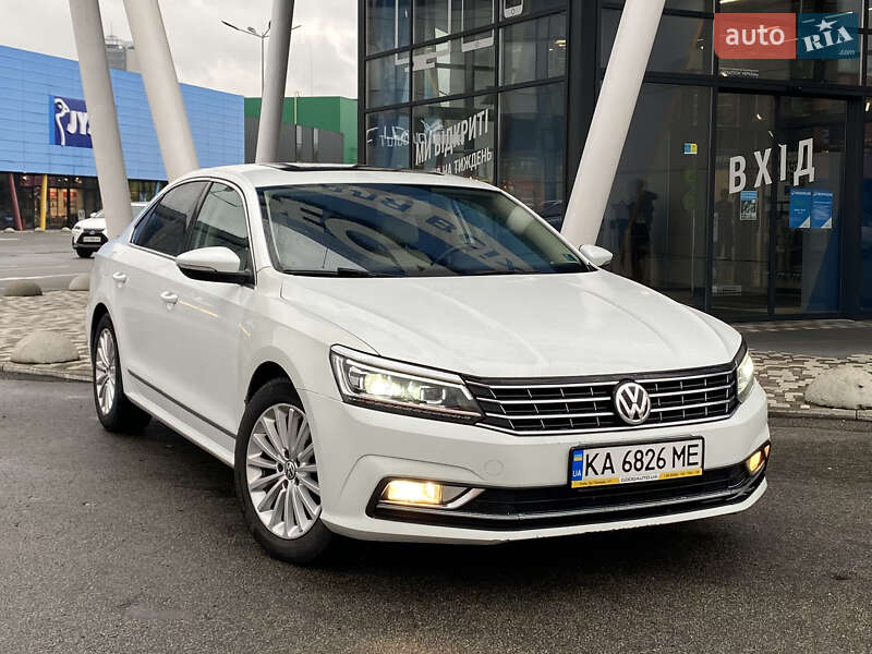 Седан Volkswagen Passat 2017 в Киеве