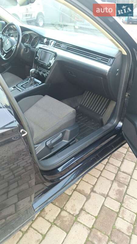 Универсал Volkswagen Passat 2017 в Снятине фото 12 Универсал Volkswagen Passat 2017 в Снятине