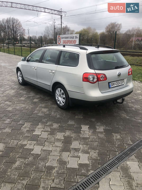 Универсал Volkswagen Passat 2009 в Звягеле