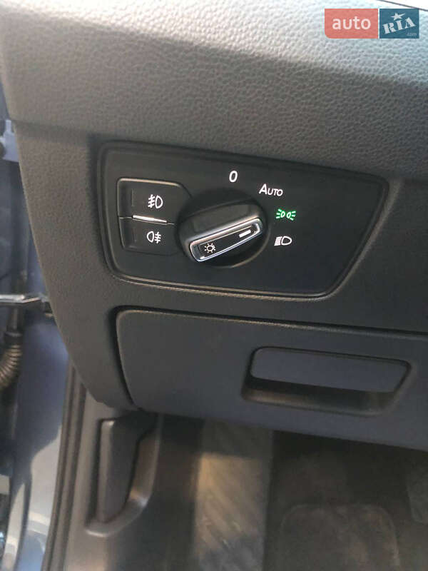 Седан Volkswagen Passat 2016 в Луцке