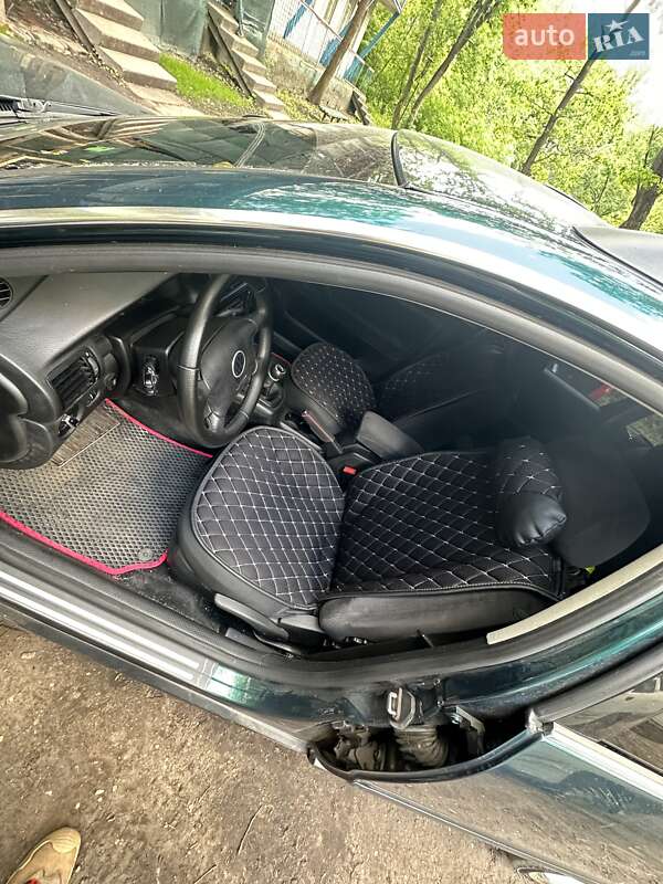 Универсал Volkswagen Passat 2001 в Днепре