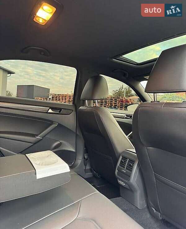 Седан Volkswagen Passat 2021 в Львове фото 23 Седан Volkswagen Passat 2021 в Львове