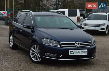 Універсал Volkswagen Passat 2013 в Кропивницькому