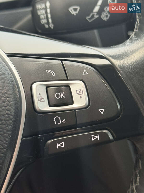 Универсал Volkswagen Passat 2017 в Запорожье