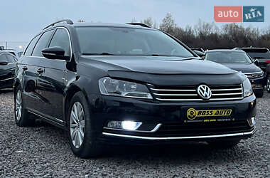 Універсал Volkswagen Passat 2011 в Львові