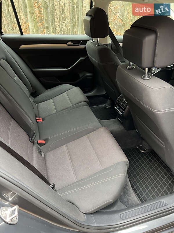 Універсал Volkswagen Passat 2016 в Болехові