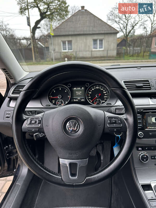Универсал Volkswagen Passat 2013 в Сваляве