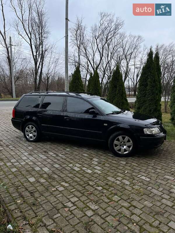 Универсал Volkswagen Passat 1999 в Чернигове