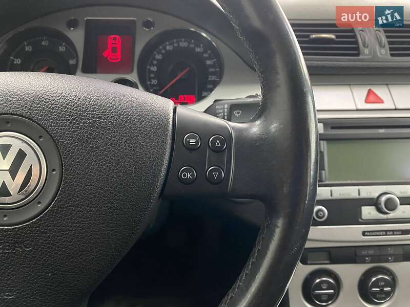 Универсал Volkswagen Passat 2008 в Киеве