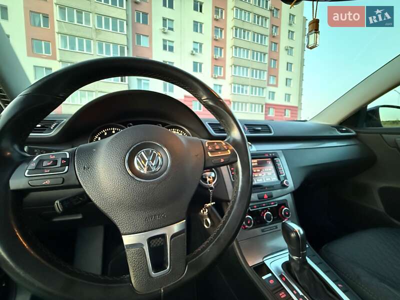 Универсал Volkswagen Passat 2011 в Виннице