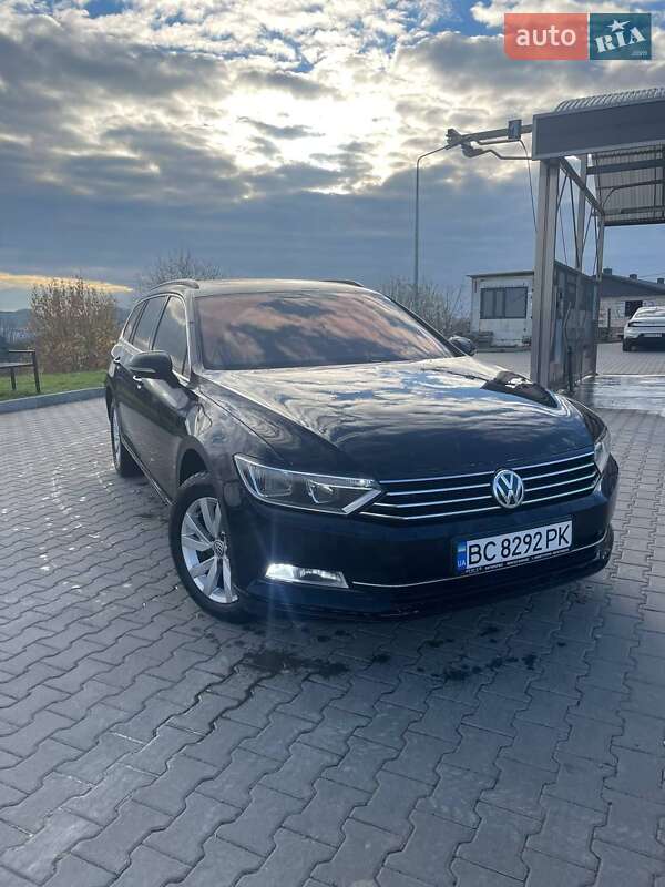 Универсал Volkswagen Passat 2018 в Львове фото 2 Универсал Volkswagen Passat 2018 в Львове