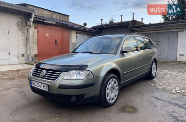 Універсал Volkswagen Passat 2003 в Хмельницькому