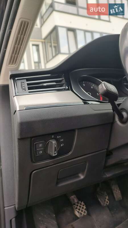 Універсал Volkswagen Passat 2018 в Львові