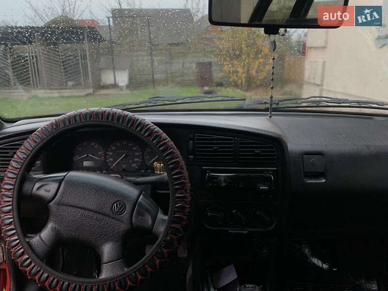 Універсал Volkswagen Passat 1994 в Івано-Франківську
