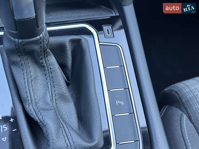Универсал Volkswagen Passat 2021 в Ковеле