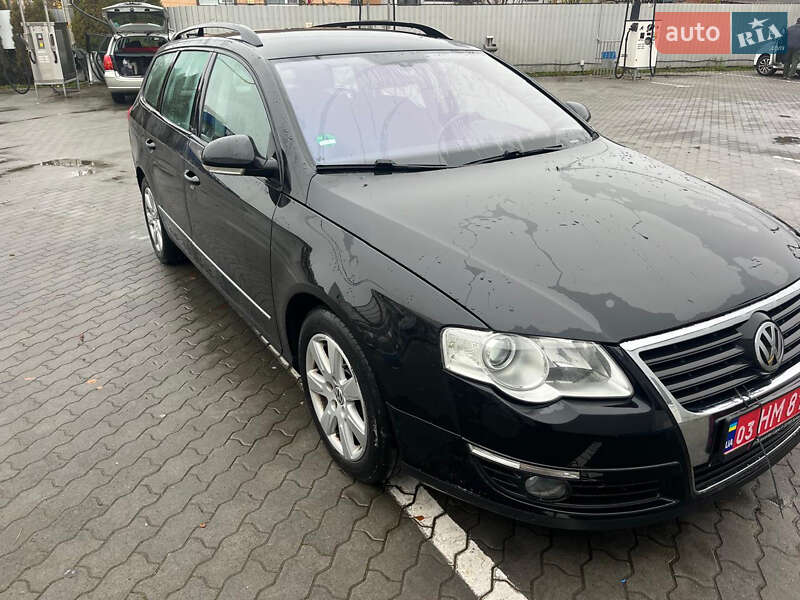 Універсал Volkswagen Passat 2010 в Луцьку