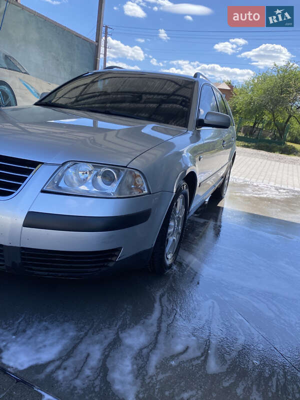 Универсал Volkswagen Passat 2003 в Львове фото Универсал Volkswagen Passat 2003 в Львове