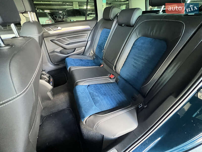 Универсал Volkswagen Passat 2020 в Львове фото 21 Универсал Volkswagen Passat 2020 в Львове