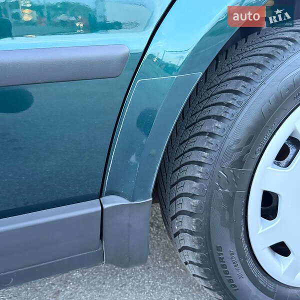 Седан Volkswagen Passat 2003 в Виннице фото 103 Седан Volkswagen Passat 2003 в Виннице