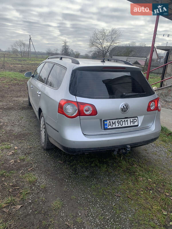 Универсал Volkswagen Passat 2009 в Житомире фото 3 Универсал Volkswagen Passat 2009 в Житомире