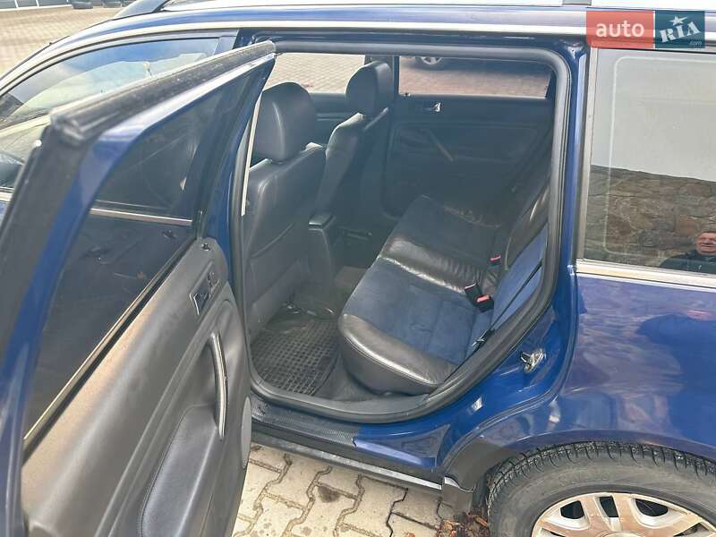 Универсал Volkswagen Passat 2004 в Ровно