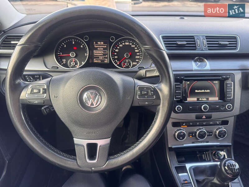 Универсал Volkswagen Passat 2012 в Ковеле