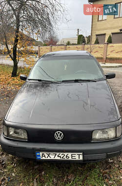 Седан Volkswagen Passat 1991 в Харькове